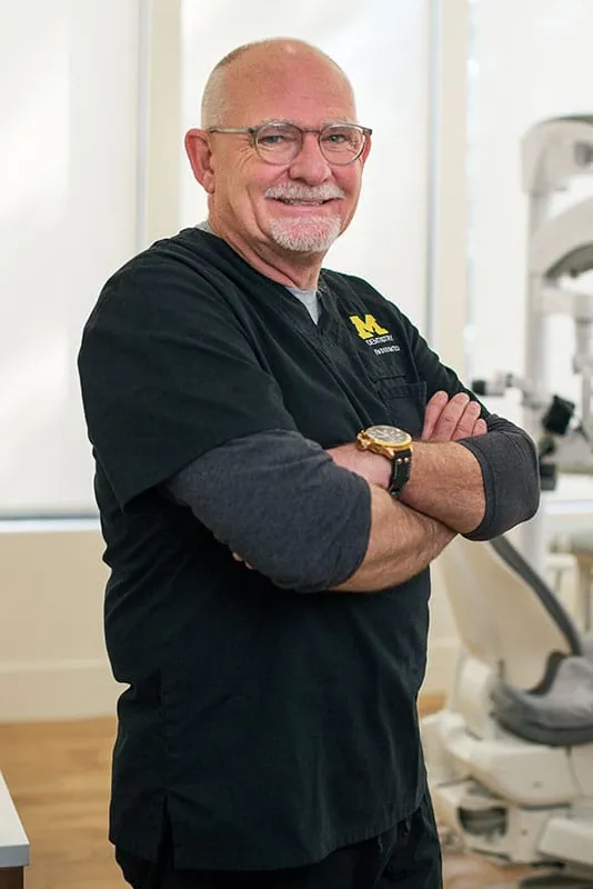 Dr. R. Greg Carr, DDS, endodontist